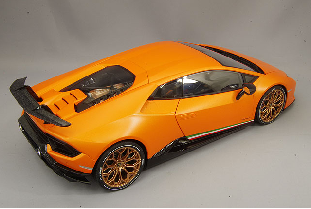 AUTOart 12076 1/12 Lamborghini Huracan Performante Matte Orange Coupe