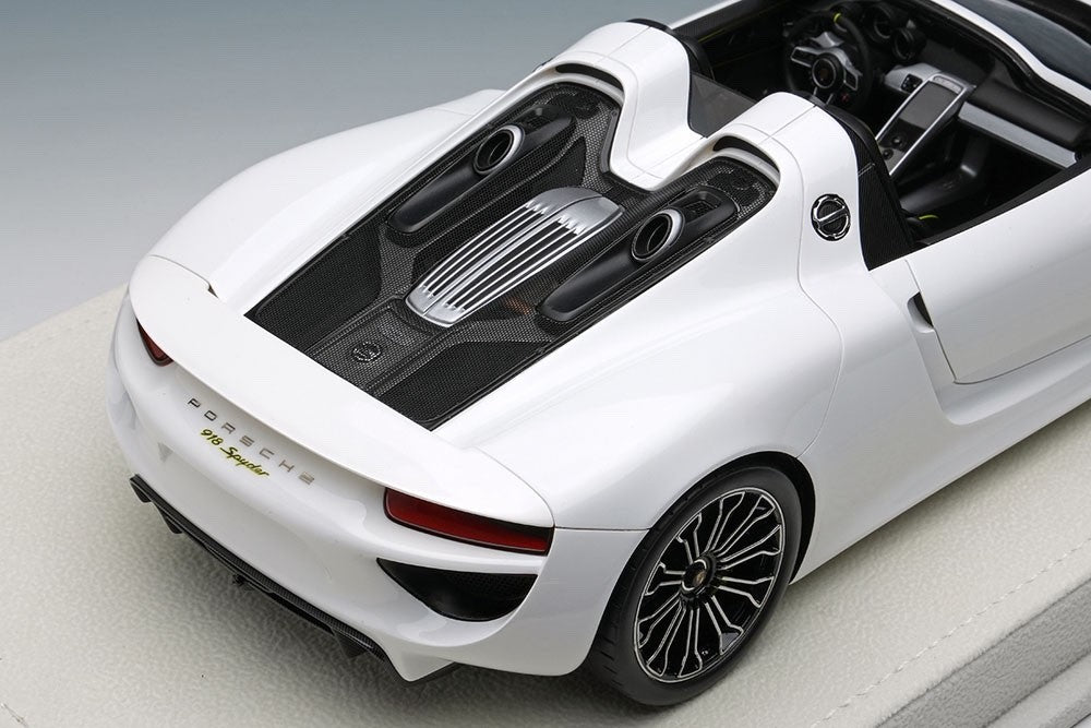 EIDOLON EML045B 1/18 Porsche 918 Spyder 2011 White Resin