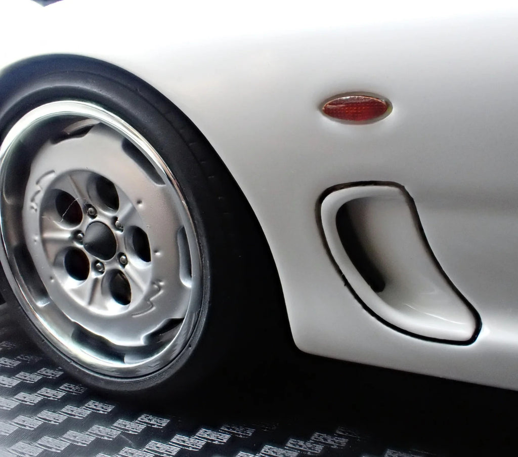 Ignition Model IG3942 1/18 Mazda RX-7 Mazdaspeed FD3S White Resin
