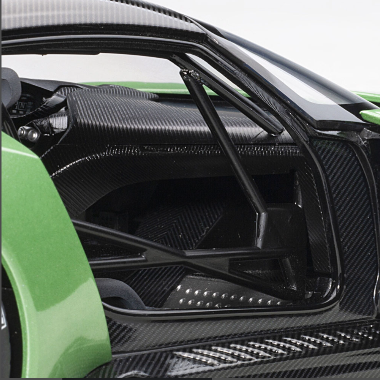 AUTOart 70263 1/18 Aston Martin Vulcan Metallic Green