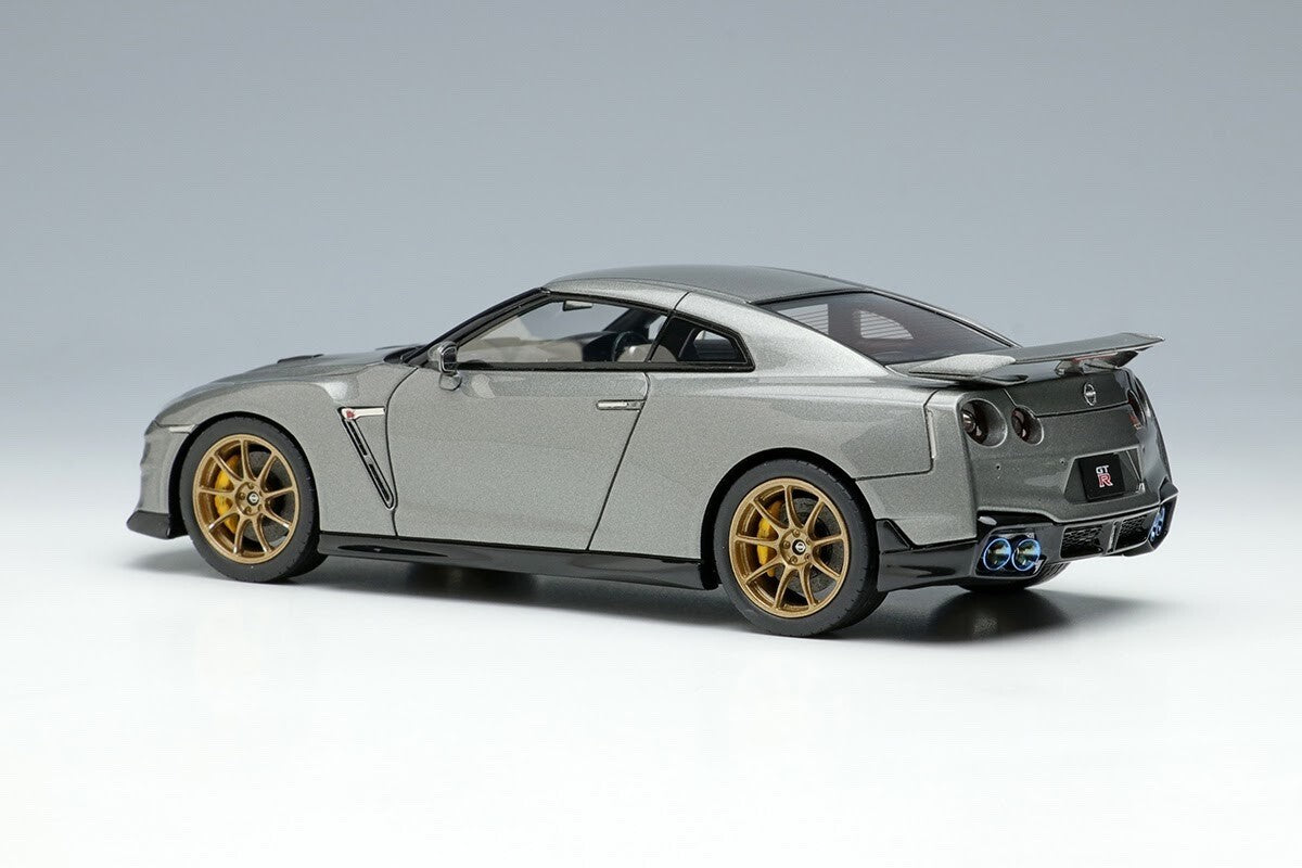 Make Up EIDOLON EM684D 1/43 NISSAN GT-R Premium edition T-spec 2024 Gray