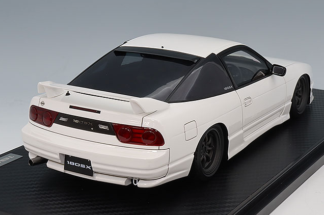 Ignition Model IG3760 1/18 Nissan 180SX Type X RPS13 White