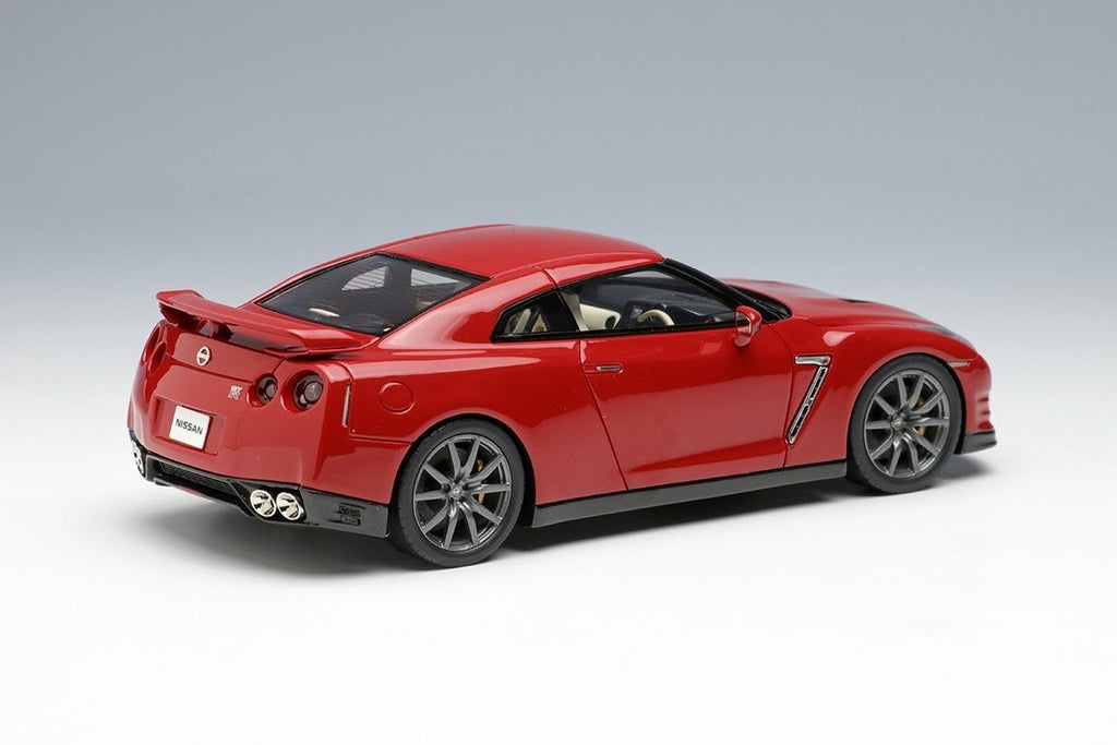 Make Up EIDOLON EM414G 1/43 Nissan GT-R R35 Vibrant Red 2014