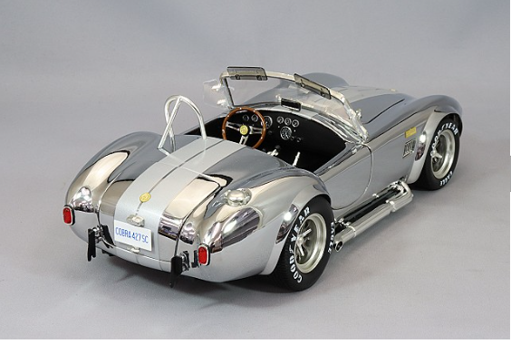 Kyosho KS08047CP 1/18 Shelby Cobra 427 S/C Detailed Chrome Finish