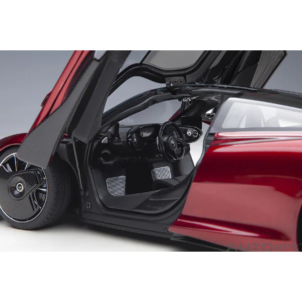 AUTOart 76087 1/18 McLaren Speedtail Metallic Red Die-Cast Model Car