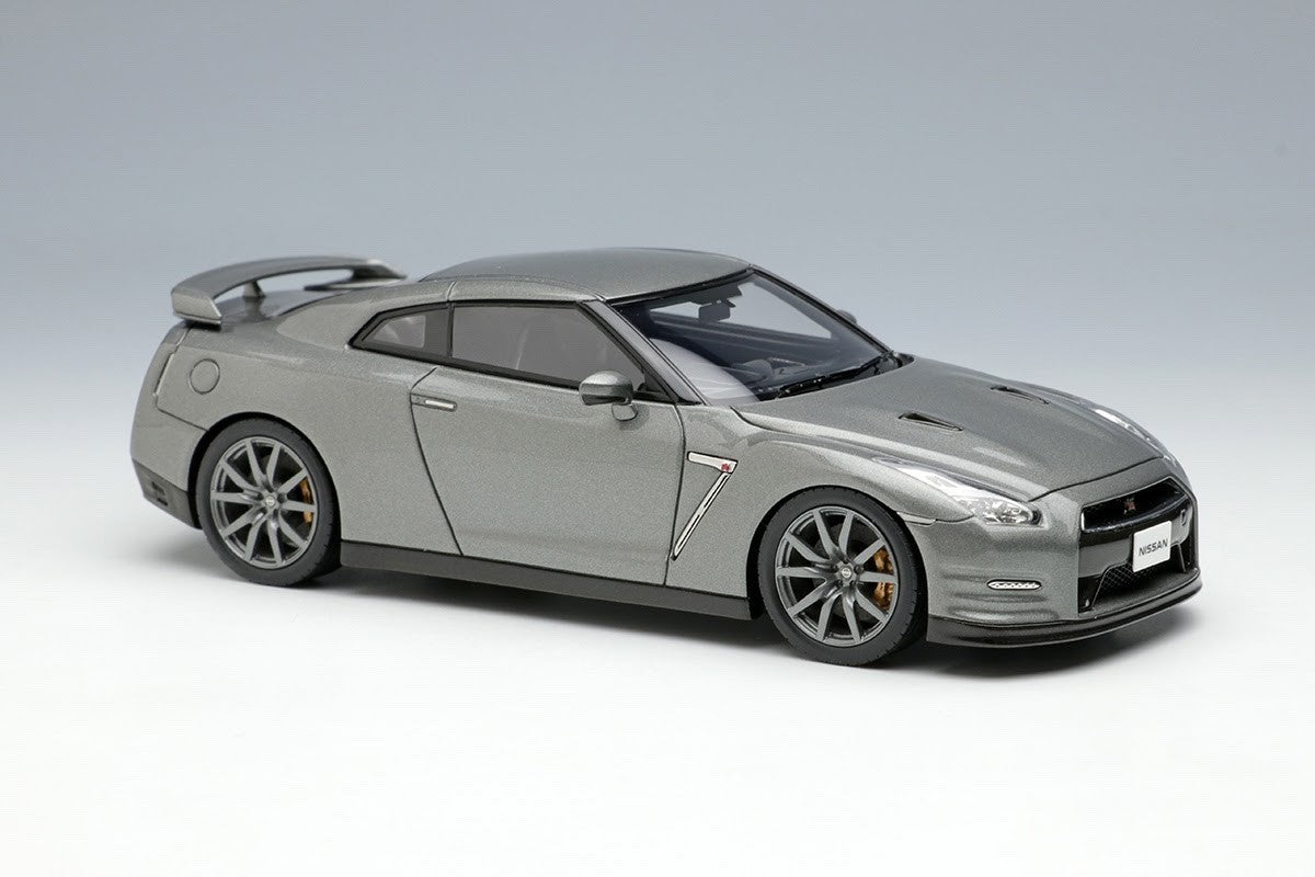 Make Up EIDOLON EM414E 1/43 Nissan GT-R R35 Dark Metal Gray Metallic 2014