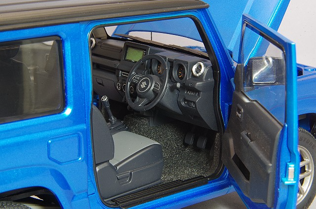 AUTOart Aa78502 1/18 Suzuki Jimny JB64 Blue/Black Roof Composite 4x4