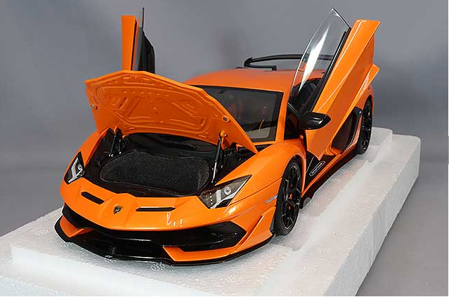 AUTOart 79218 1/18 Lamborghini Aventador SVJ Pearl Orange Composite