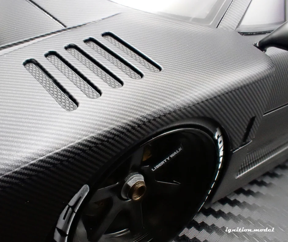 Ignition Model IG3755 1/18 LB-WORKS 40 Full Carbon Resin