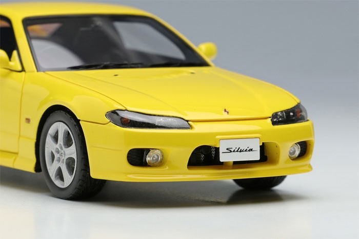Make Up EIDOLON EM628E 1/43 Nissan Silvia S15 Spec R Aero 1999 Lightning Yellow