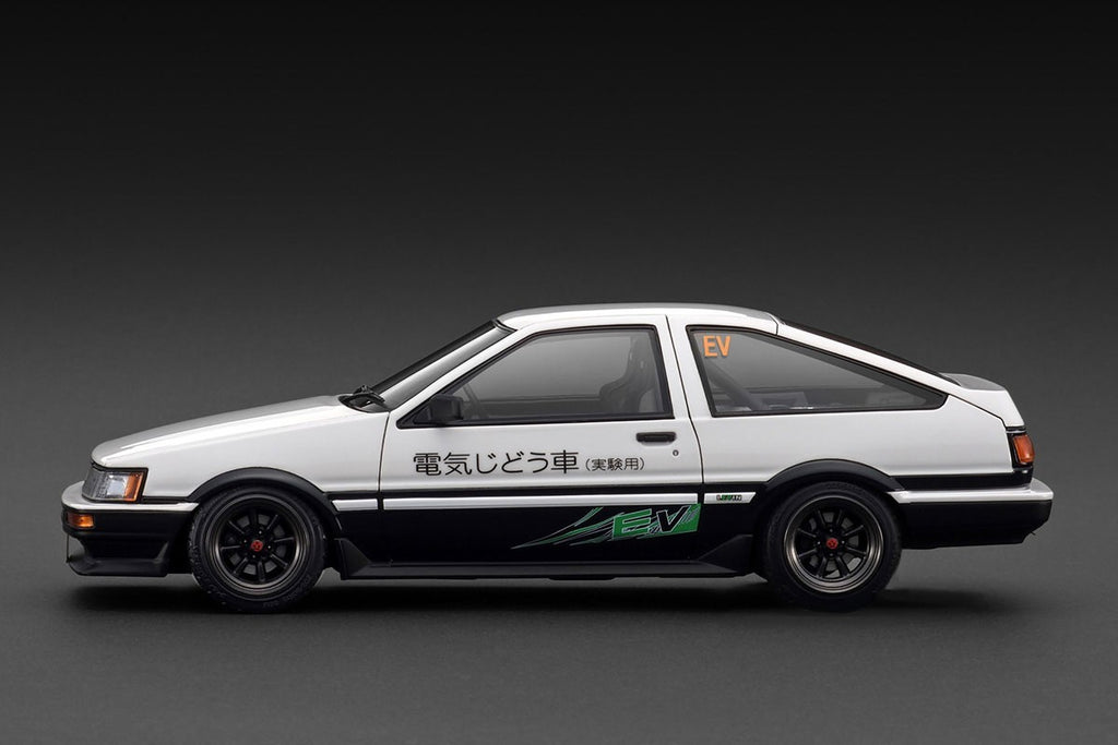 Ignition Model IG3807 1/18 Toyota Corolla Levin AE86 BEV White/Black Resin