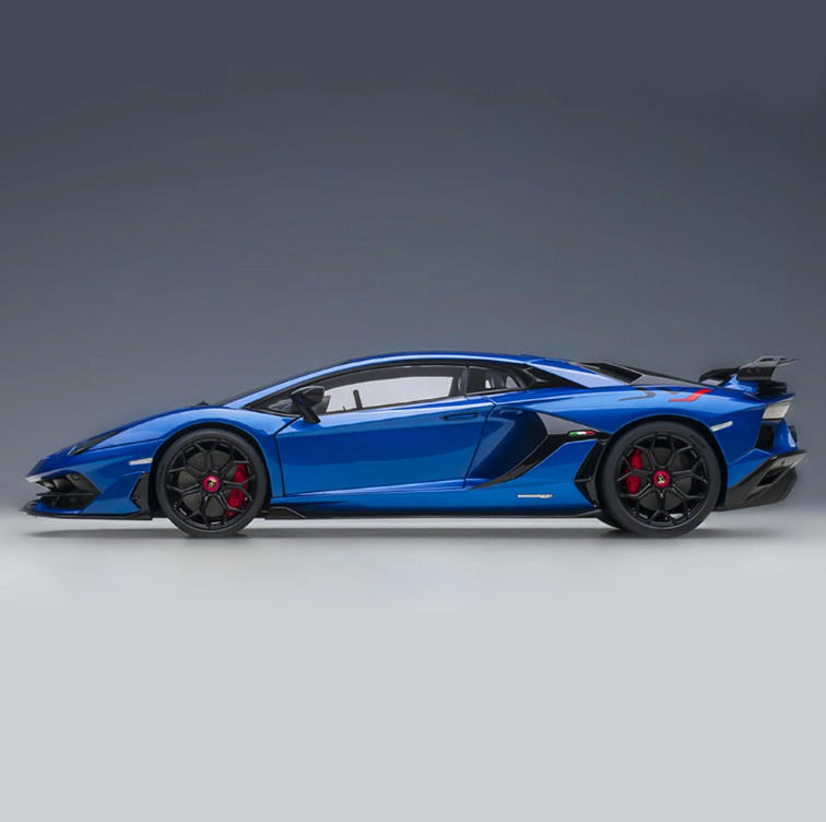 AUTOart 1/18 Lamborghini Aventador SVJ Metallic Blue Resin Model Car 79174