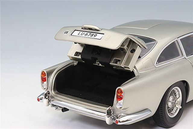 XiaoGuang Model XGM8251033 1/18 Aston Martin DB5 007 Goldfinger