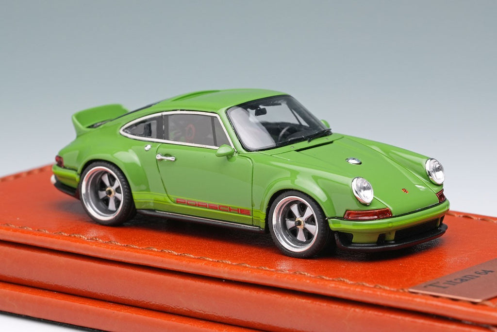 Make Up Titan64 TM004B 1/64 Singer DLS Green Limited Edition
