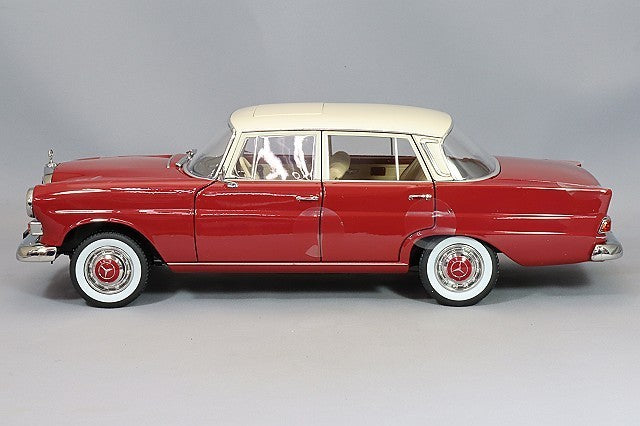 Norev NO183706 1/18 Mercedes-Benz 200 1966 Red Die-cast