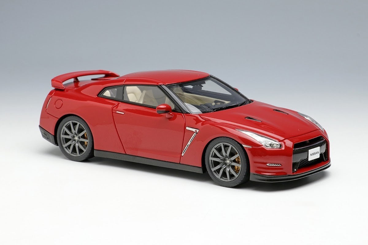 Make Up EIDOLON EM414G 1/43 Nissan GT-R R35 Vibrant Red 2014