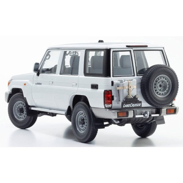 KYOSHO AL870103 1/18 Toyota Land Cruiser 76 (2017) White Die-Cast Model Car