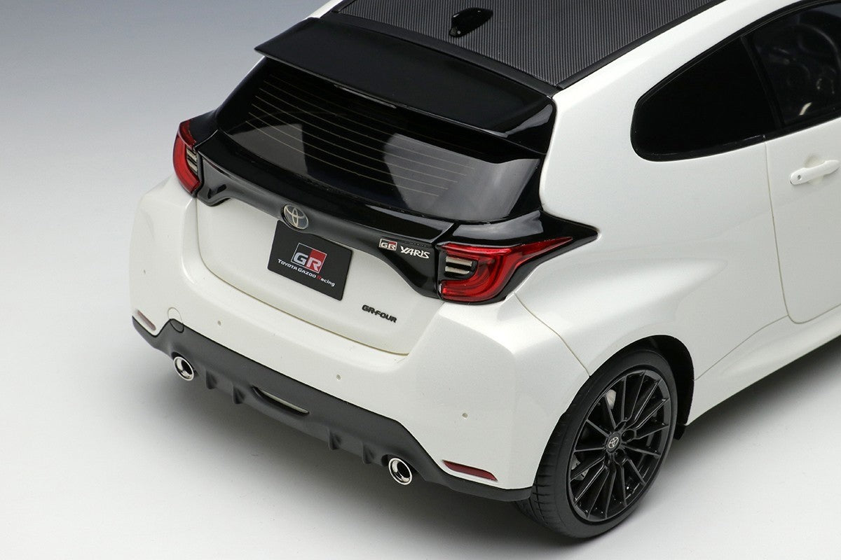 MAKE UP IDEA IM096A 1/18 Toyota GR Yaris RZ 2020 Super White 2 Resin Car