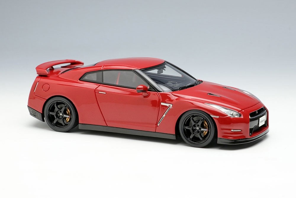EIDOLON EM683G 1/43 Nissan GT-R Track Edition by Nismo 2015 Vibrant Red Ltd 50