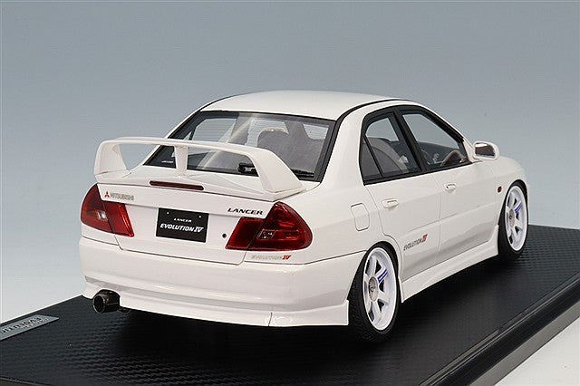 Ignition Model IG3782 1/18 Mitsubishi Lancer Evo IV CN9A White Resin