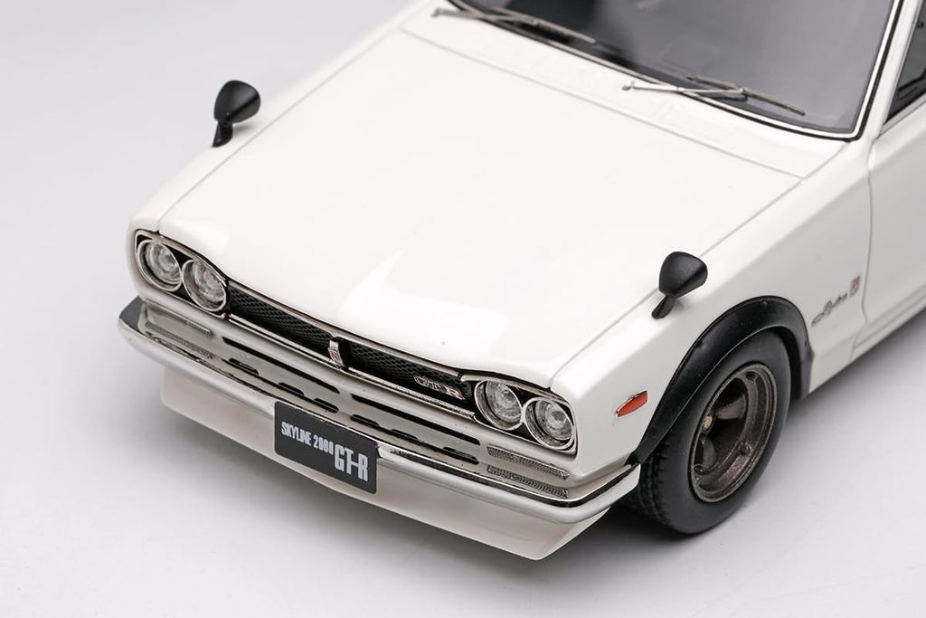 Make Up VISION VM244B 1/43 Skyline 2000 GT-R KPGC10 1971 White with Spoiler