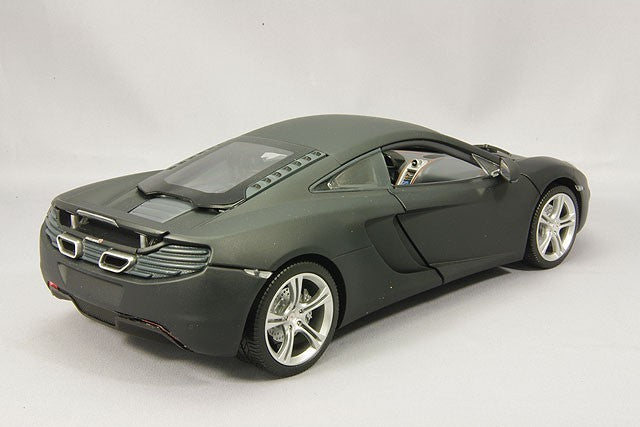 Minichamps MC110133024 1/18 McLaren MP4-12C 2011 Gray Die-cast