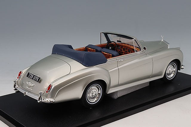 CULT CML1051 1/18 Rolls-Royce Silver Cloud DHC 1960-62 Shell Grey