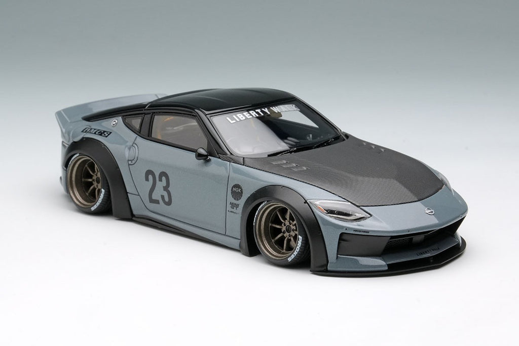 Make Up EIDOLON LB023C 1/43 Nissan Z RZ34 Pearl White LB Nation 8-Spoke Wheels
