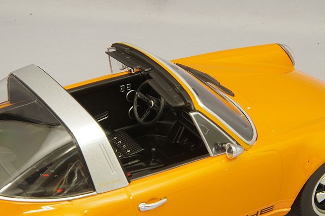 KK Scale KKDC180472 1/18 Porsche Singer 911 Targa Orange Diecast