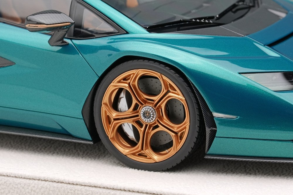 EIDOLON EML160C 1/18 Lamborghini Countach LPI 800-4 2022 Green Resin