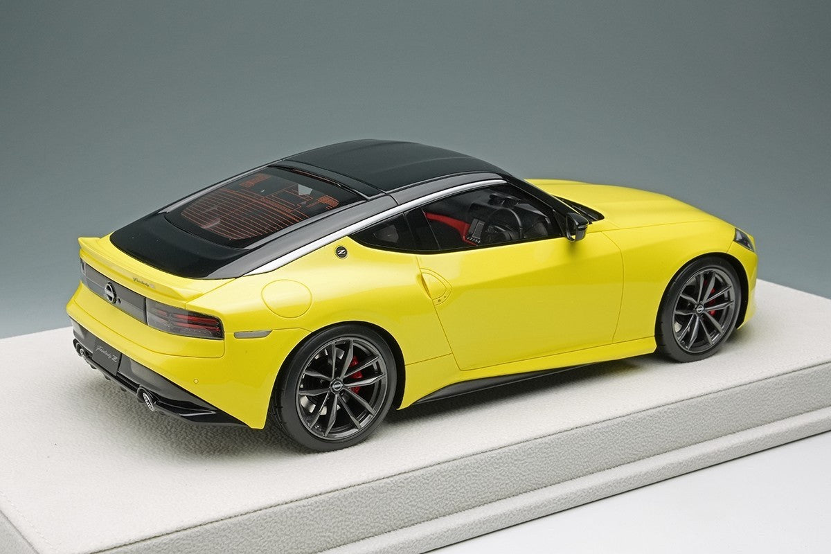 EIDOLON EML112E 1/18 Nissan Fairlady Z Version ST 2023 Ikazuchi Yellow