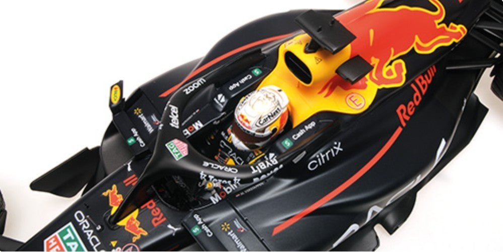 Minichamps MC127221801 1/12 Red Bull RB18 Japan Winner #1