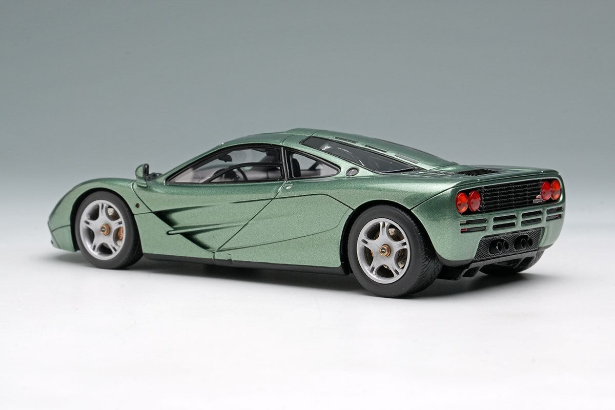 Make Up EIDOLON EM748J 1/43 McLaren F1 Roadcar 1994 Genesis Green Metallic Resin