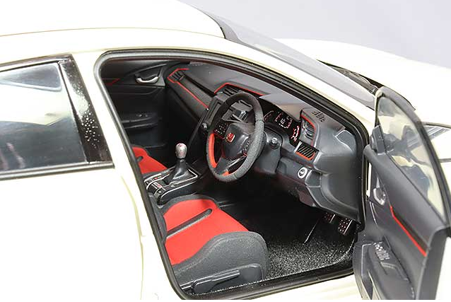 AUTOart 73220 1/18 Honda Civic Type R FK8 2021 Championship White
