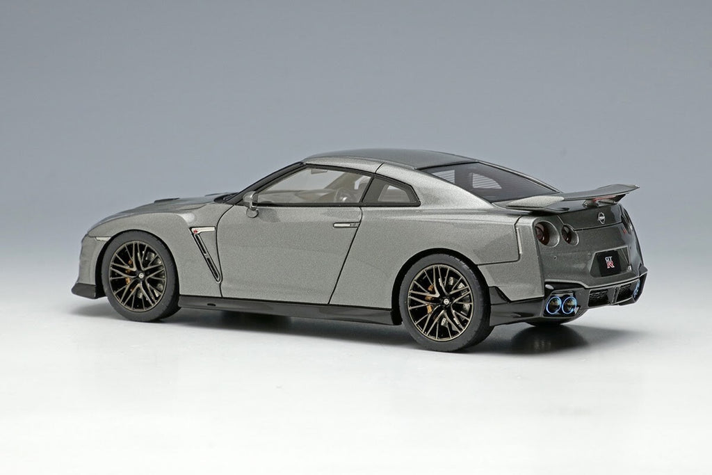 Make Up EIDOLON EM695D 1/43 Nissan GT-R Premium Edition 2024 Dark Metal Gray