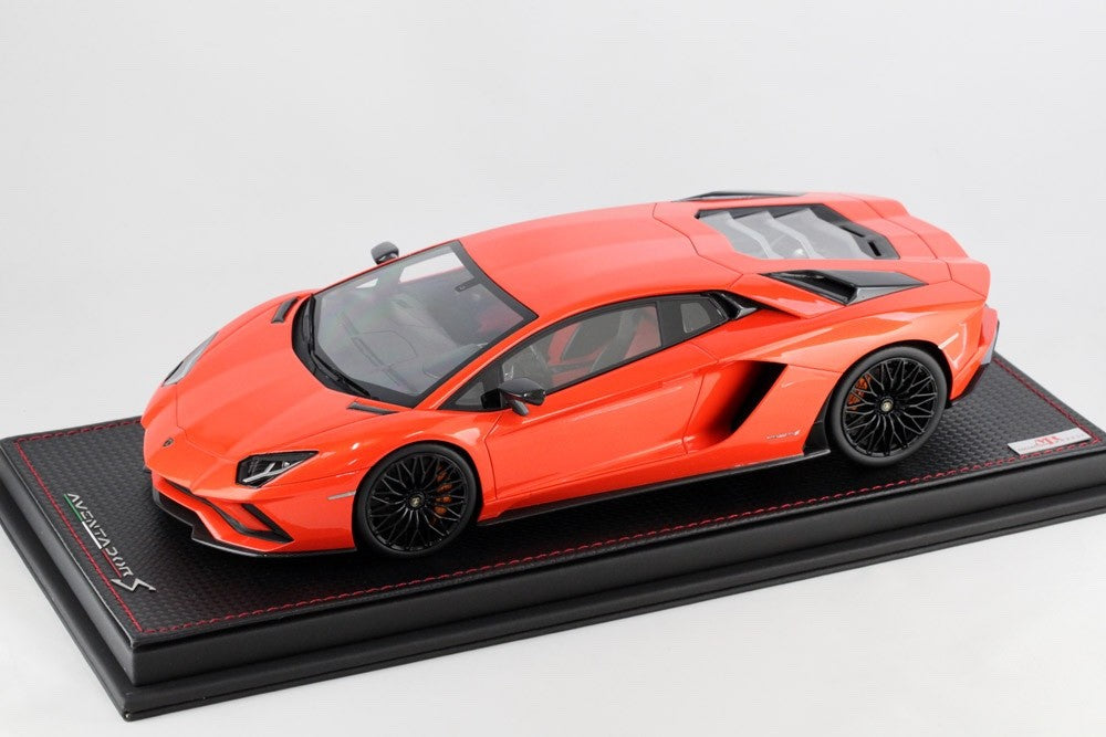 MR Collection LAMBO27C 1/18 Lamborghini Aventador S 2017 Arancio Argos Resin