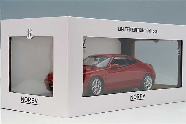 Norev FS-NO187840 1/18 Alfa Romeo GTV 1999 Red Model Car