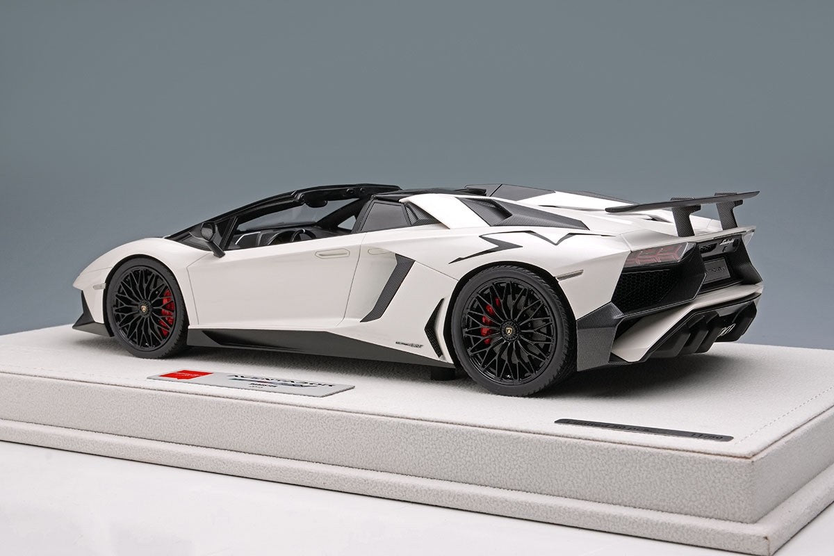EIDOLON EML007C 1/18 Lamborghini Aventador LP750-4 SV Roadster 2015 Pearl White