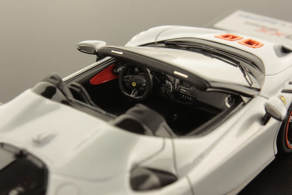 Looksmart LS552C 1/43 Ferrari SF90 XX Spider 2023 Bianco Artico White Resin