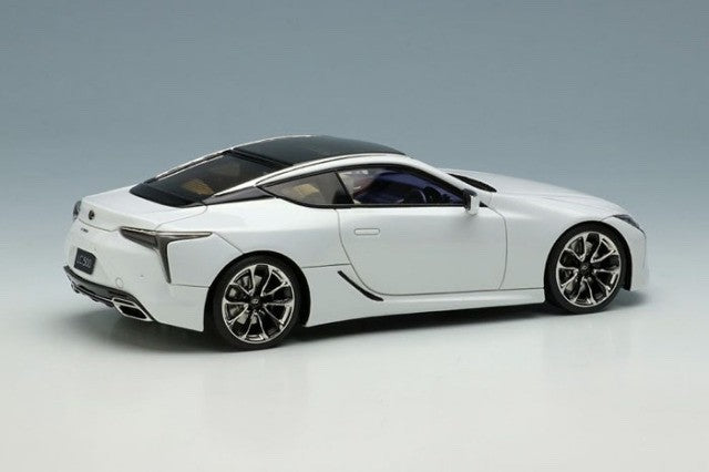 Make Up EIDOLON EM558A 1/43 Lexus LC500 L Package White Nova Pearl 2017 Coupe