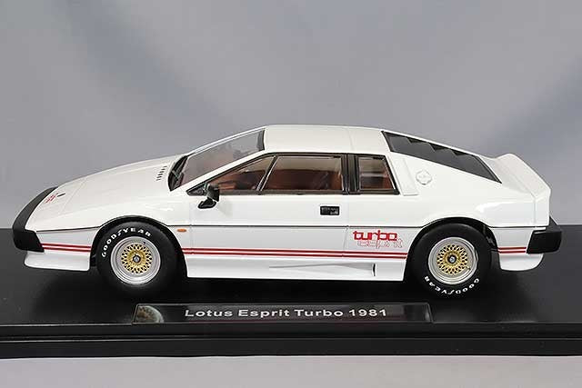 KK Scale KKDC181191 1/18 Lotus Esprit Turbo 1981 White Red Coupe
