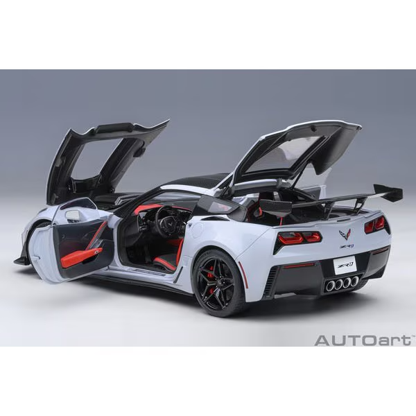 AUTOart 71277 1/18 Chevrolet Corvette C7 ZR1 Gray Metallic Die-cast Model Car