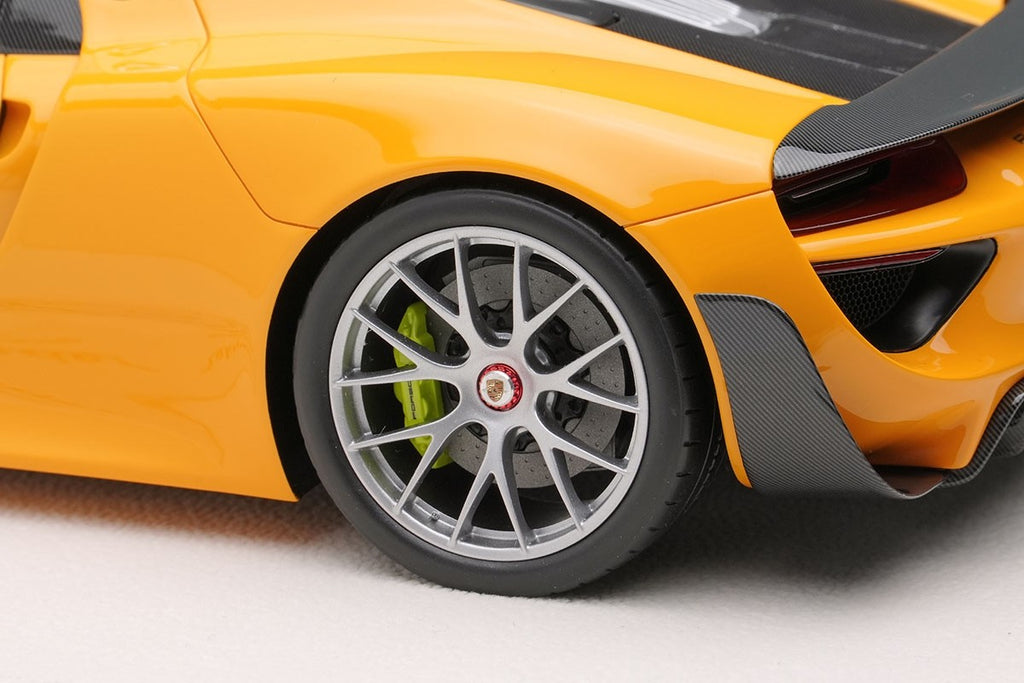 EIDOLON EML089C 1/18 Porsche 918 Spyder Weissach Package 2011 Signal Yellow
