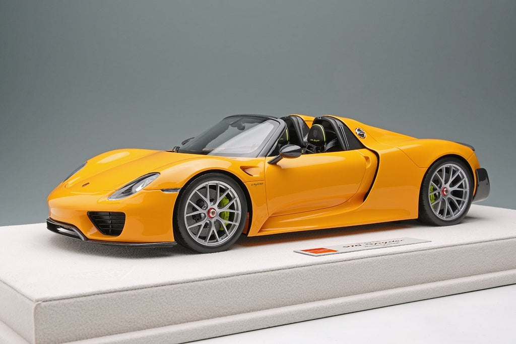 EIDOLON EML089C 1/18 Porsche 918 Spyder Weissach Package 2011 Signal Yellow