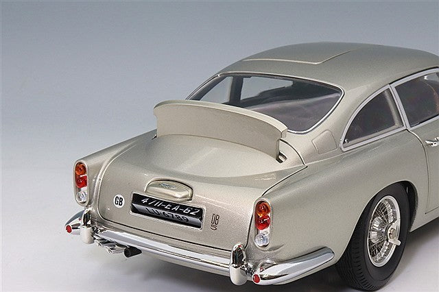 XiaoGuang Model XGM8251033 1/18 Aston Martin DB5 007 Goldfinger