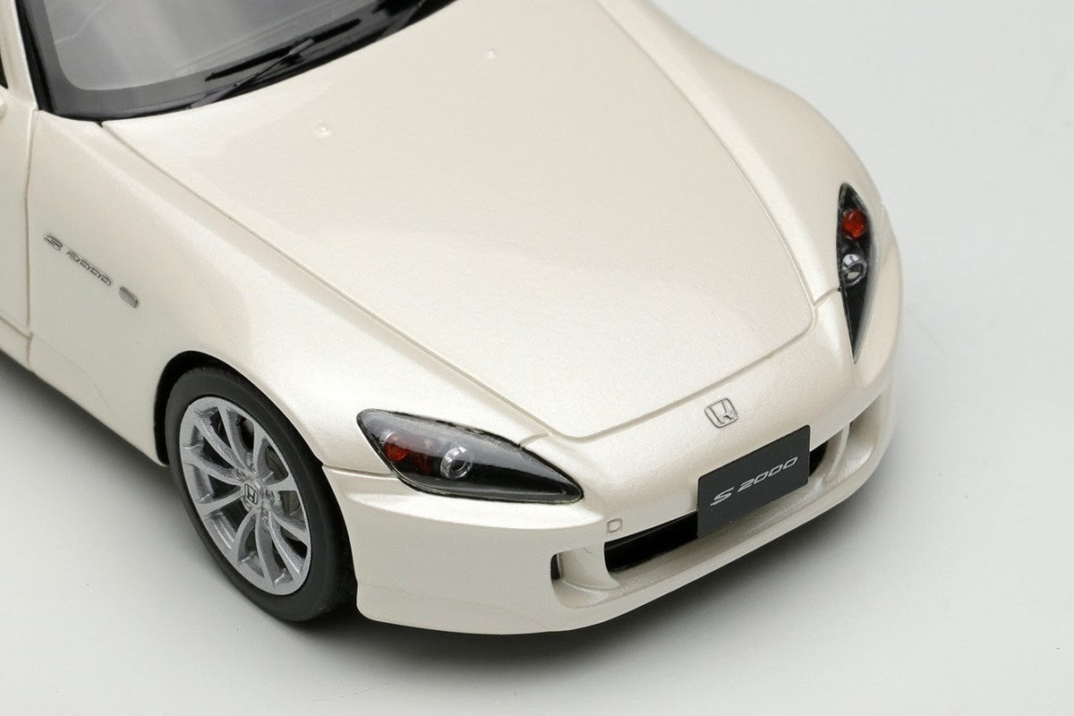 Make Up EIDOLON EM677B 1/43 Honda S2000 AP2 2005 Platinum White Pearl