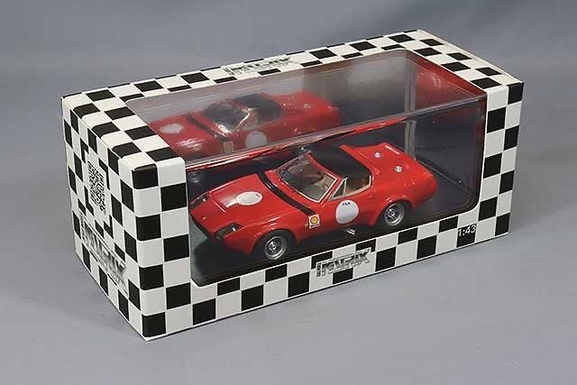 Matrix MXR40604-023 1/43 Ferrari 365 GTB/4 NART Spider Michelotti 1974 Red Resin