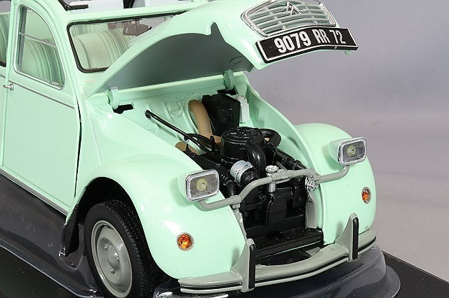 Norev NO181486 1/18 Citroen 2CV 6 Club 1982 Jade Green Diecast