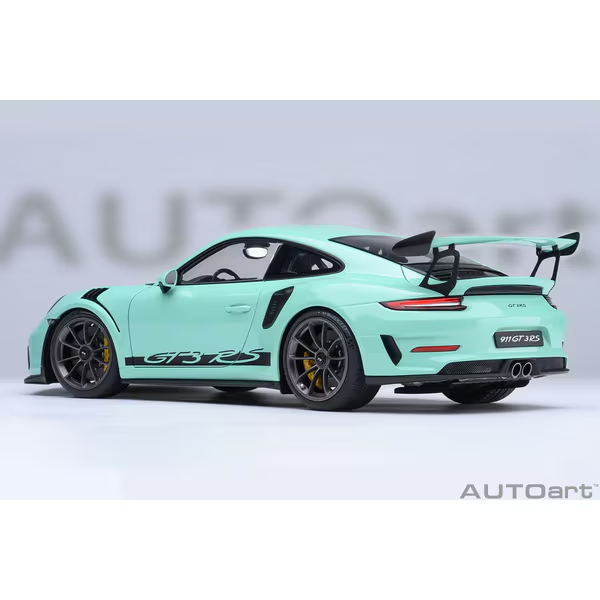 AUTOart 78181 1/18 Porsche 911 991.2 GT3 RS Mint Green Diecast