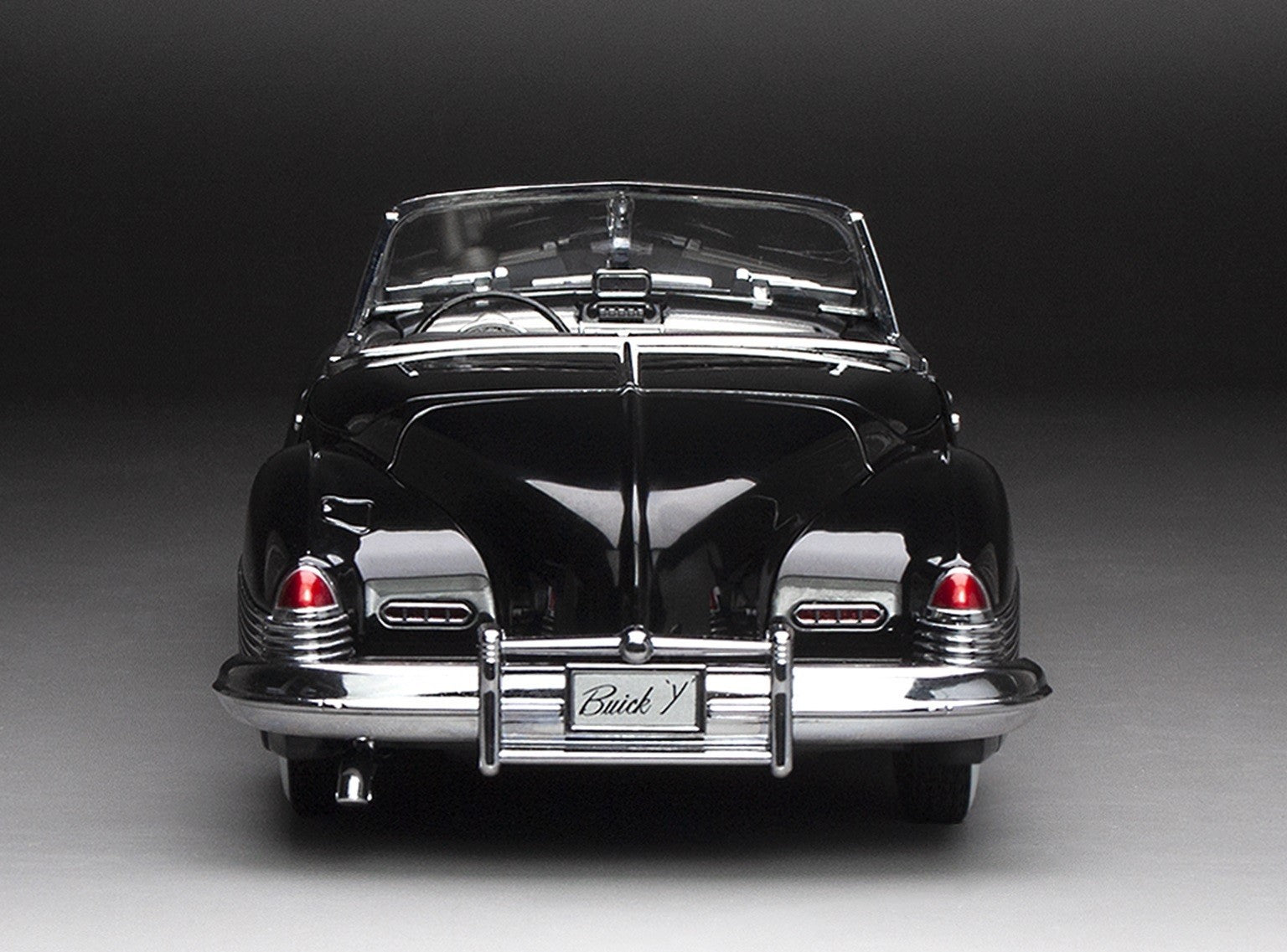 Sun Star 5731 1/18 Buick Y-Job 1938 Black Diecast